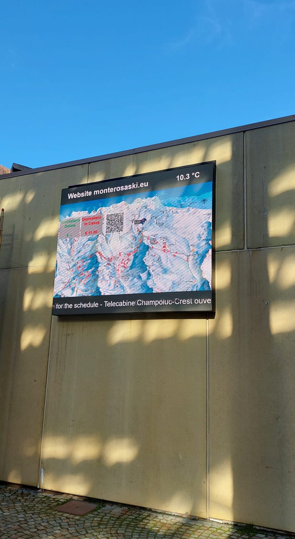 Monterosa Ski Champoluc led display 2.6 mm outdoor