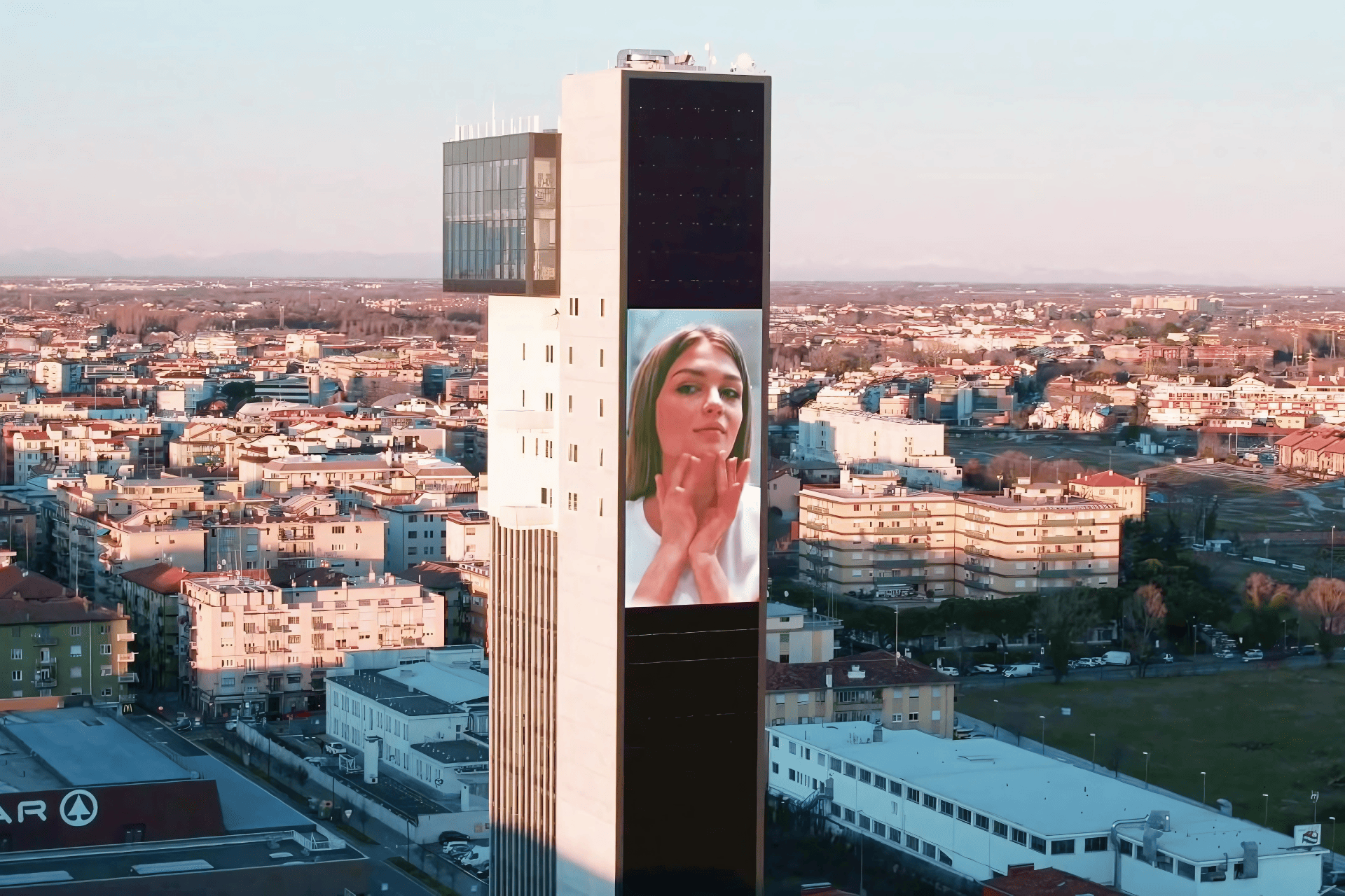 Hybrid Tower
